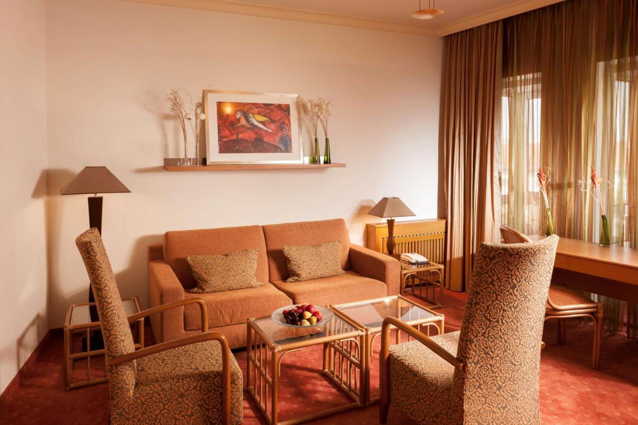 Dorint Hotel 4*