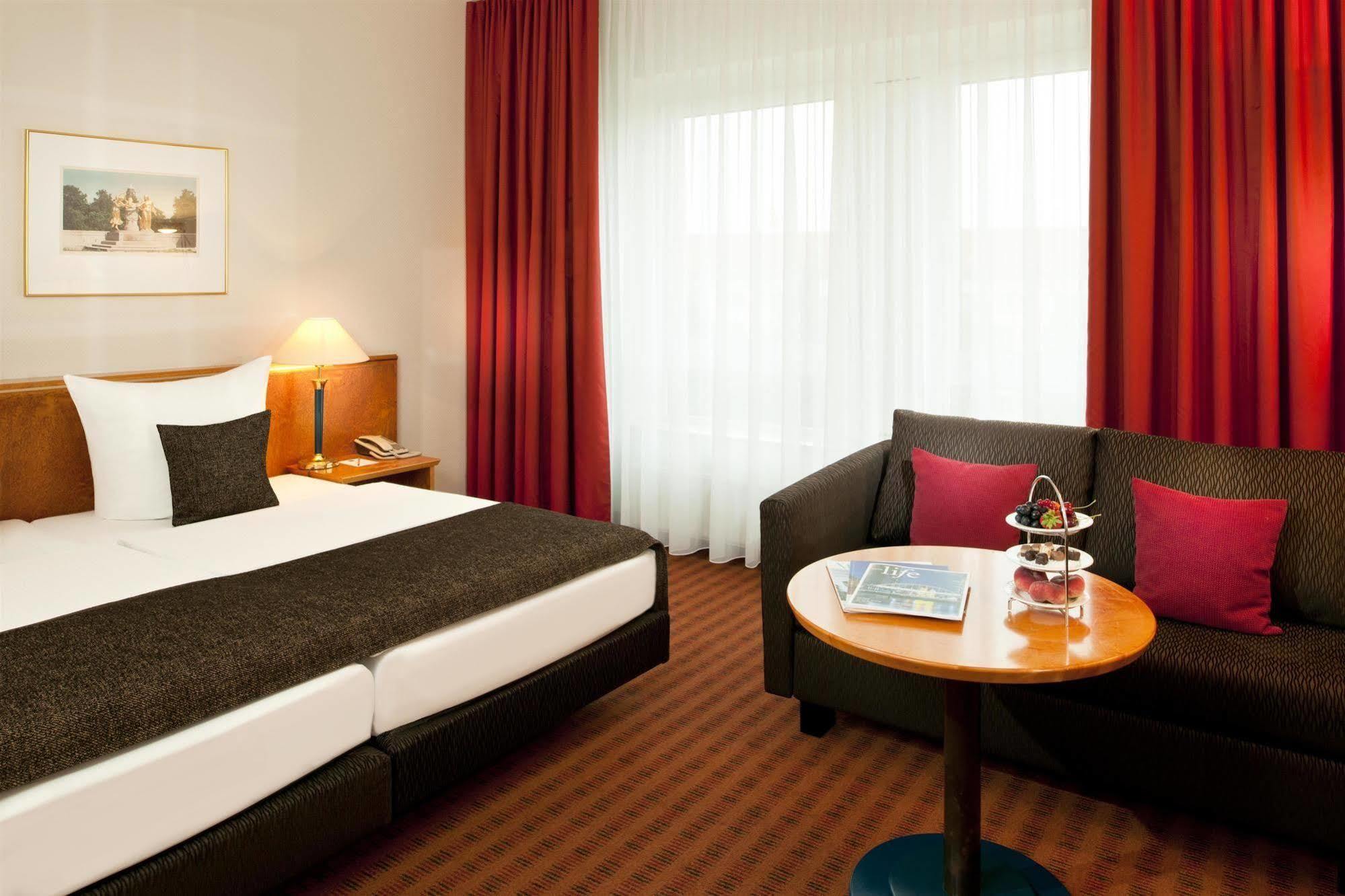 Dorint Hotel 4*